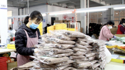 河北肃宁：保暖内衣产销两旺