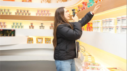 宋雅開封“熱辣滾燙”的B面擔當