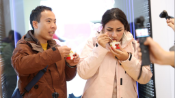 【2025打卡中國】從智慧製造到酸辣鮮香 開封“特産”憑實力圈粉多國網紅博主_fororder_圖片6