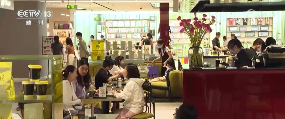 换新、升级、扩容，潜力释放！借助关键词多维度感知消费市场强劲活力